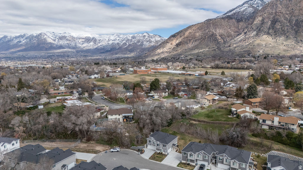 598 PLUM LN Ogden, UT 84404