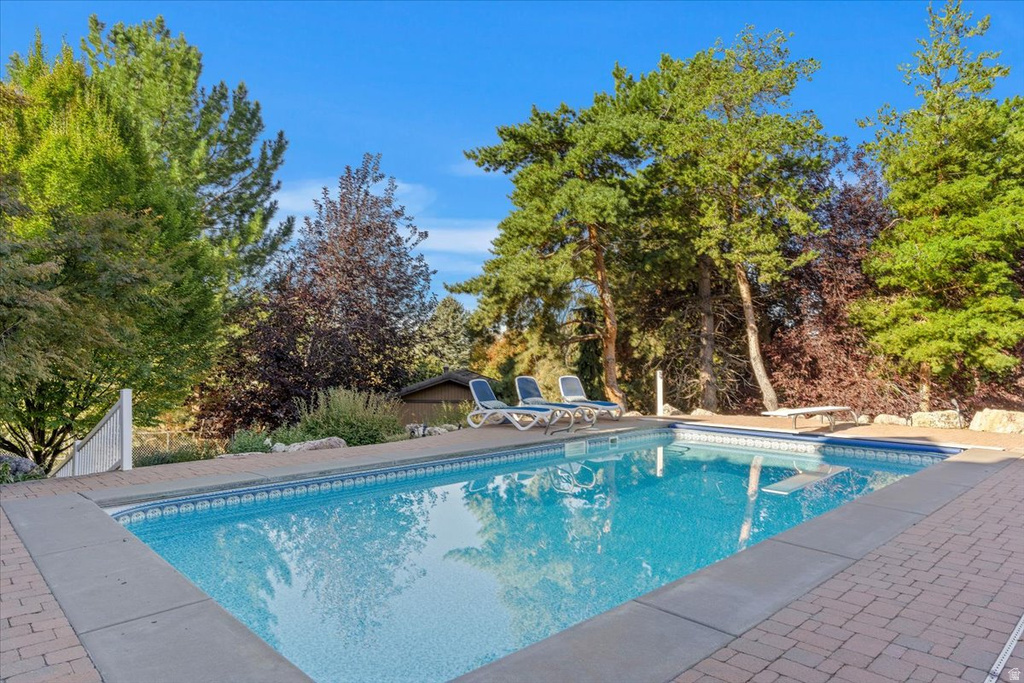 473 HAMPTON CT Fruit Heights, UT 84037