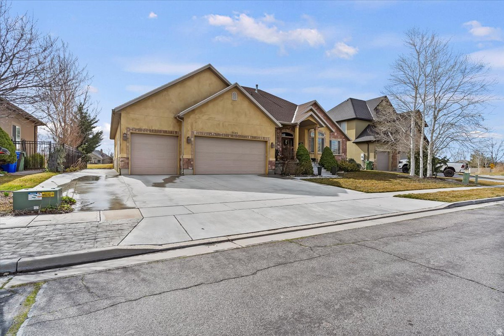 3645 W AUGUSTA DR Syracuse, UT 84075