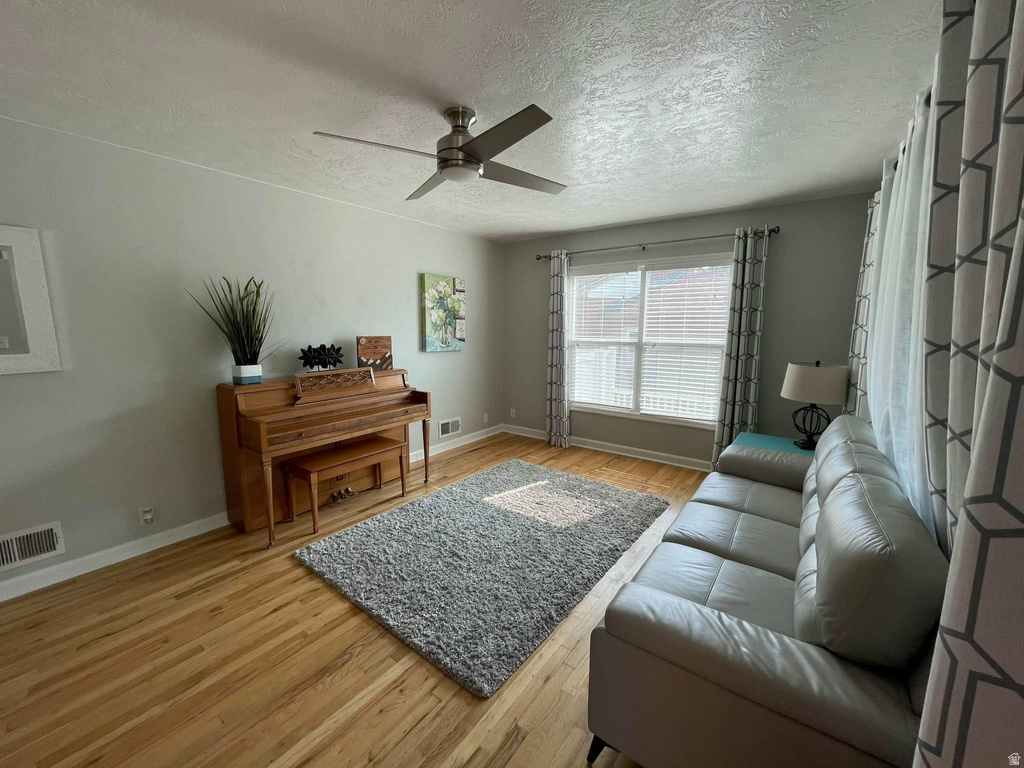 585 E 400 S River Heights, UT 84321