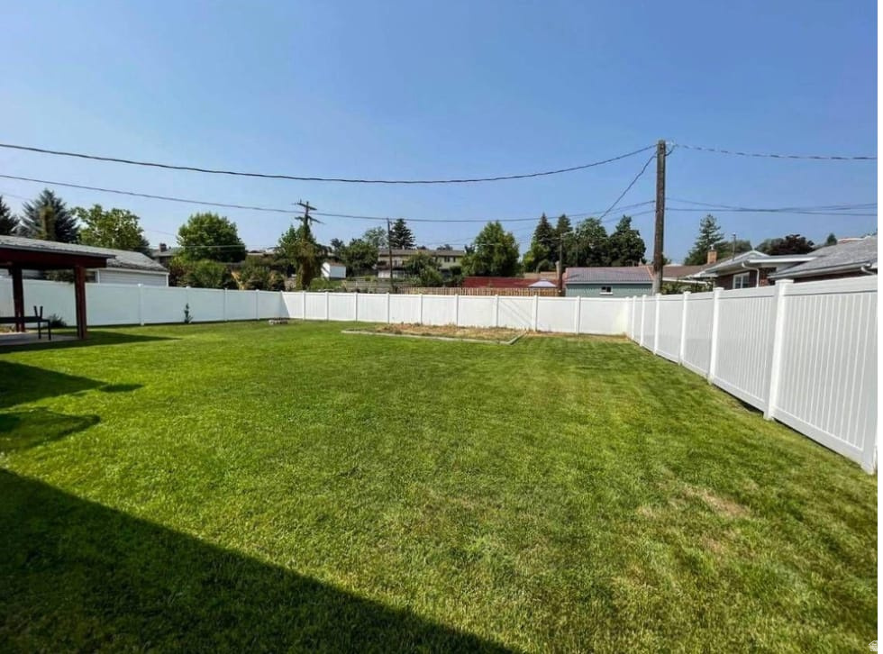 585 E 400 S River Heights, UT 84321