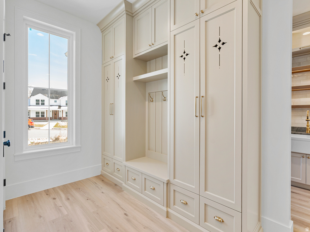 4481 N 250 W Pleasant View, UT 84414