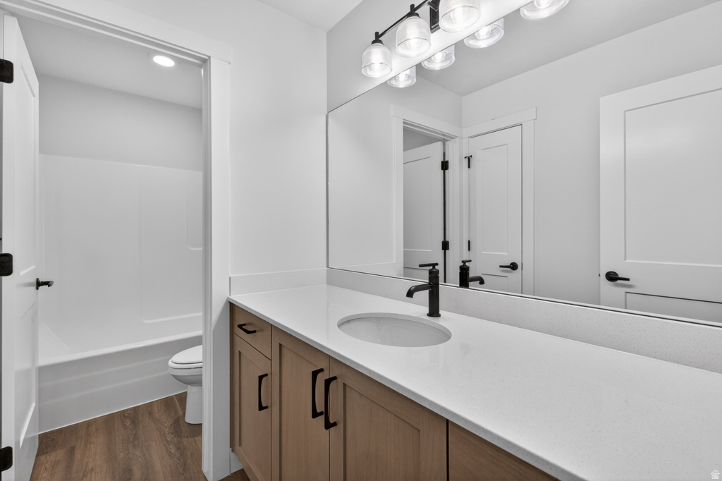 6379 S RAY DR #104 South Weber, UT 84405
