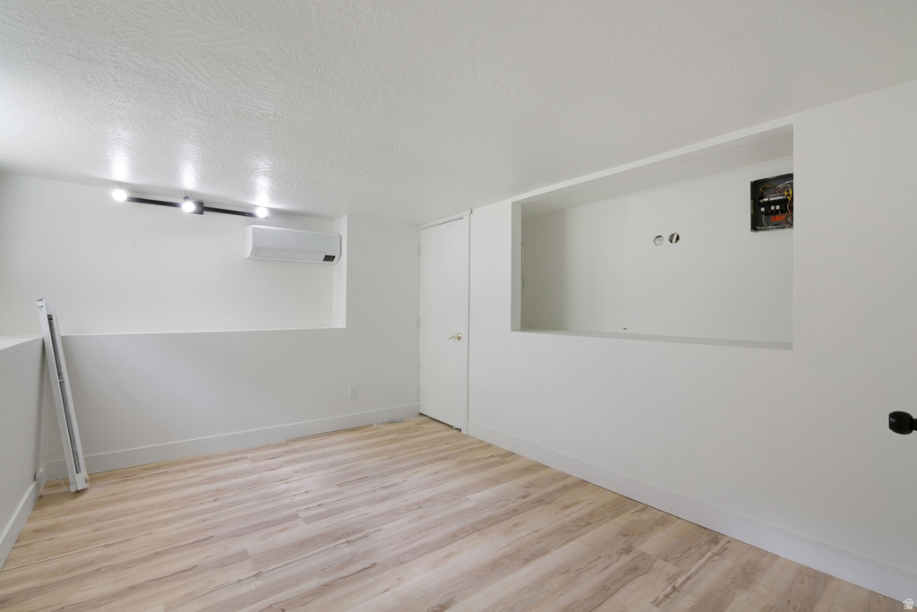 208 OGDEN CYN Ogden, UT 84401