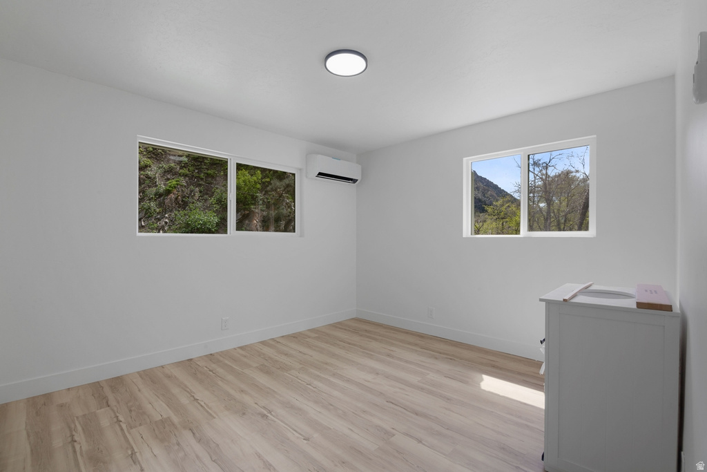 208 OGDEN CYN Ogden, UT 84401