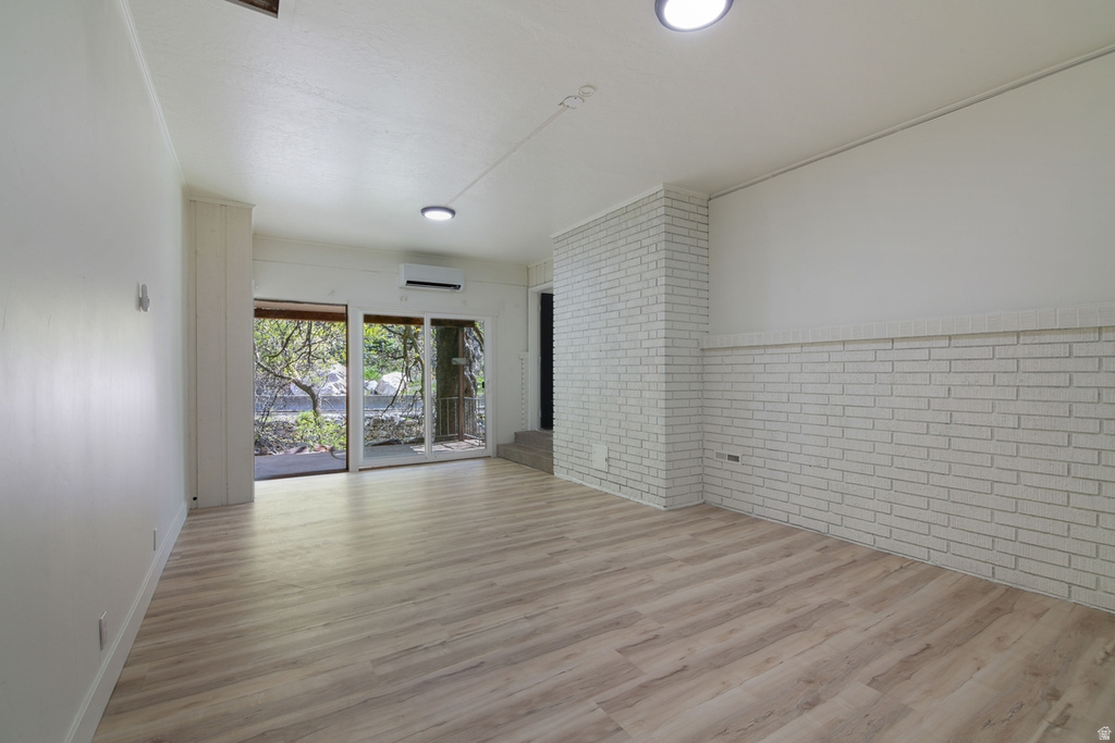 208 OGDEN CYN Ogden, UT 84401