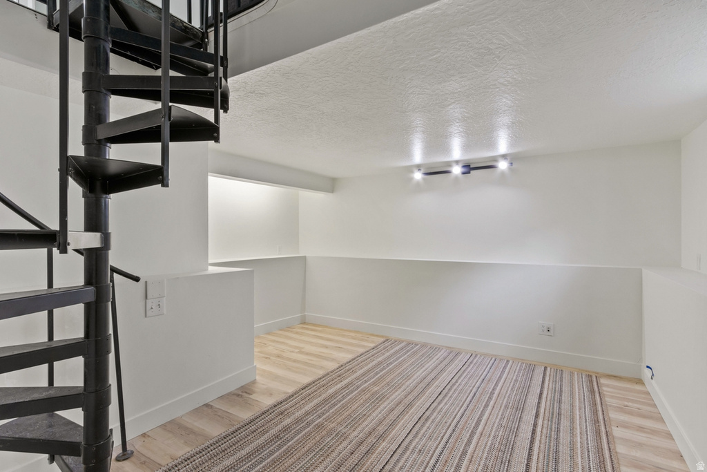 208 OGDEN CYN Ogden, UT 84401