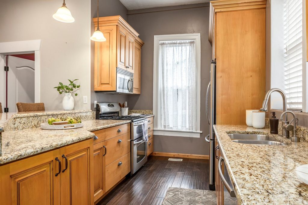 222 N 200 W Salt Lake City, UT 84103