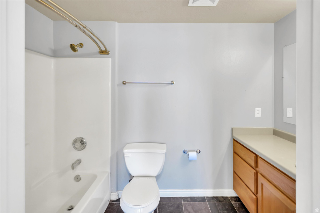 194 W ALBION VILLAGE WAY #303 Sandy, UT 84070