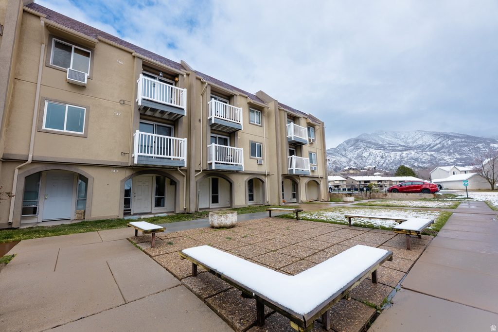 5660 S MEADOW LN #140 Ogden, UT 84403