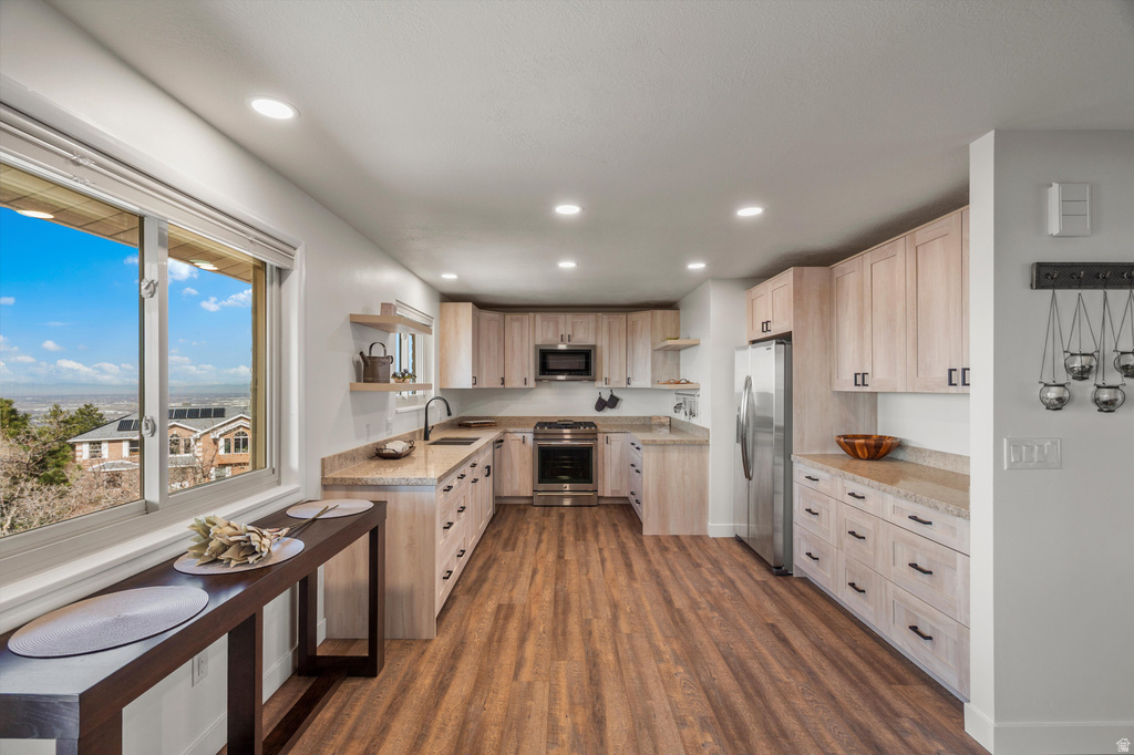 4253 S SPRING RD Ogden, UT 84403