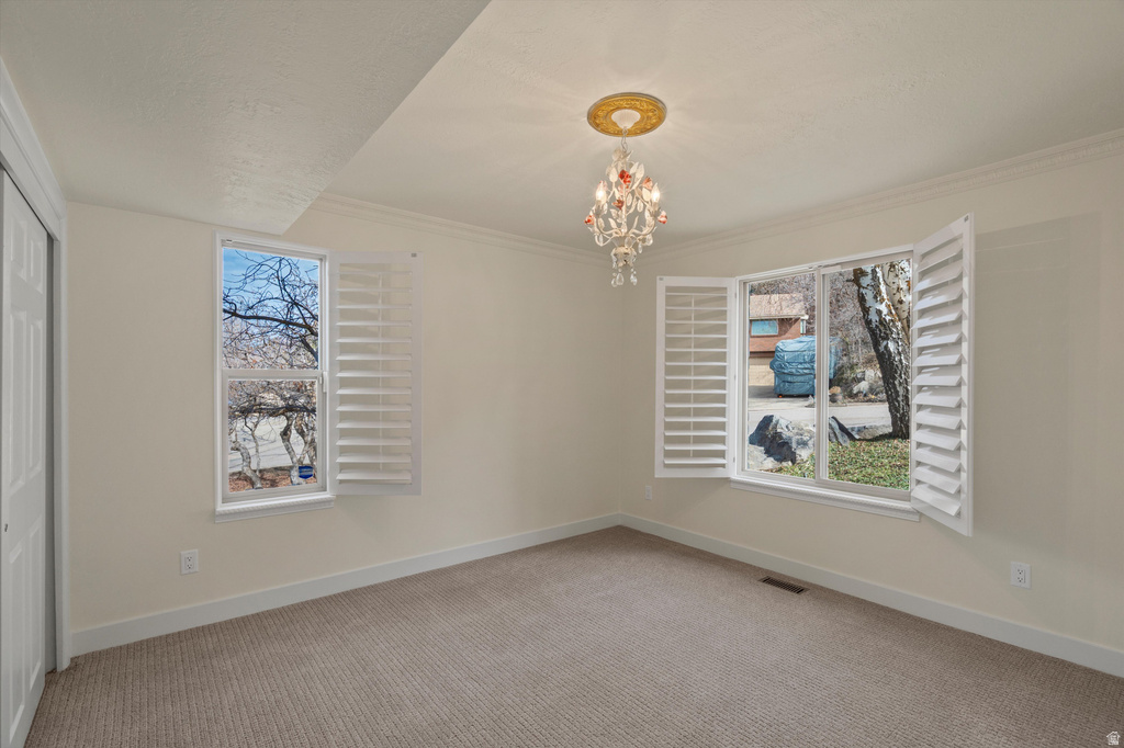 4253 S SPRING RD Ogden, UT 84403