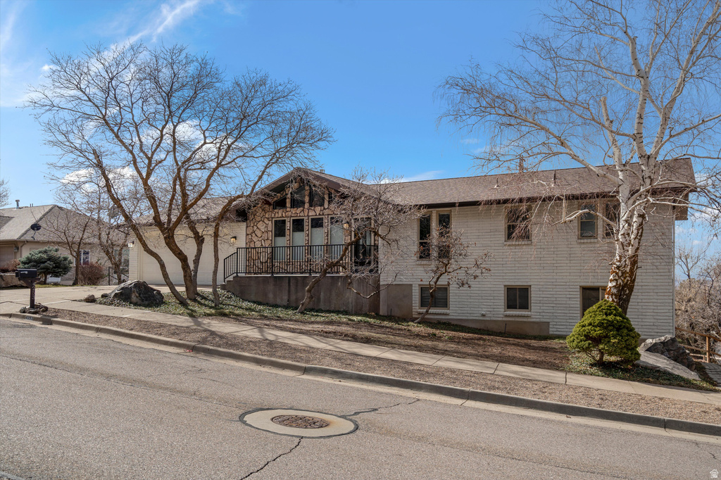 4253 S SPRING RD Ogden, UT 84403