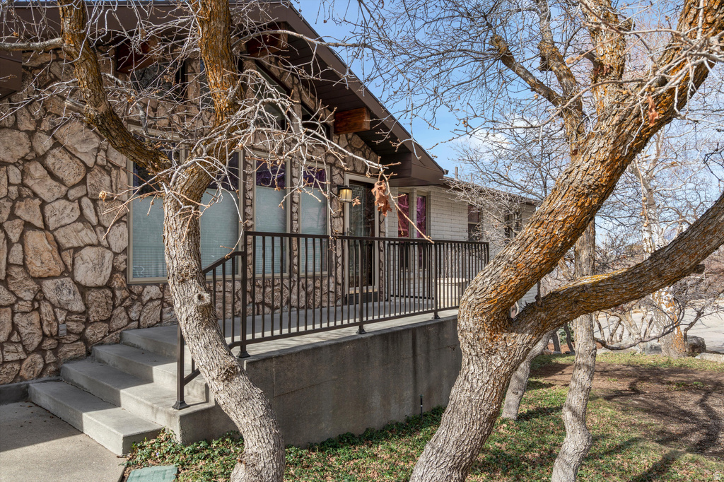 4253 S SPRING RD Ogden, UT 84403