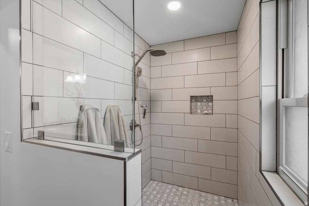 4253 S SPRING RD Ogden, UT 84403