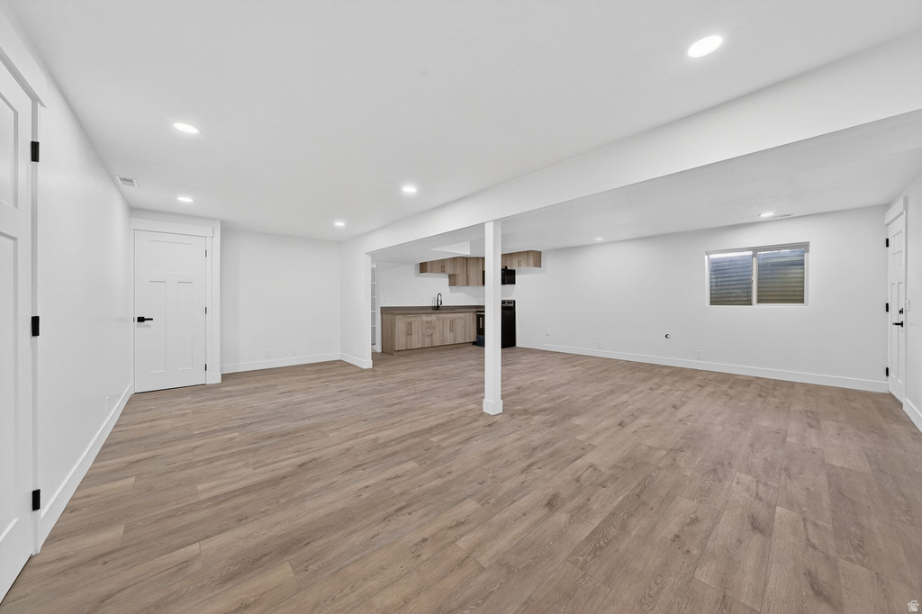 6869 S LARABROOK WAY West Jordan, UT 84084