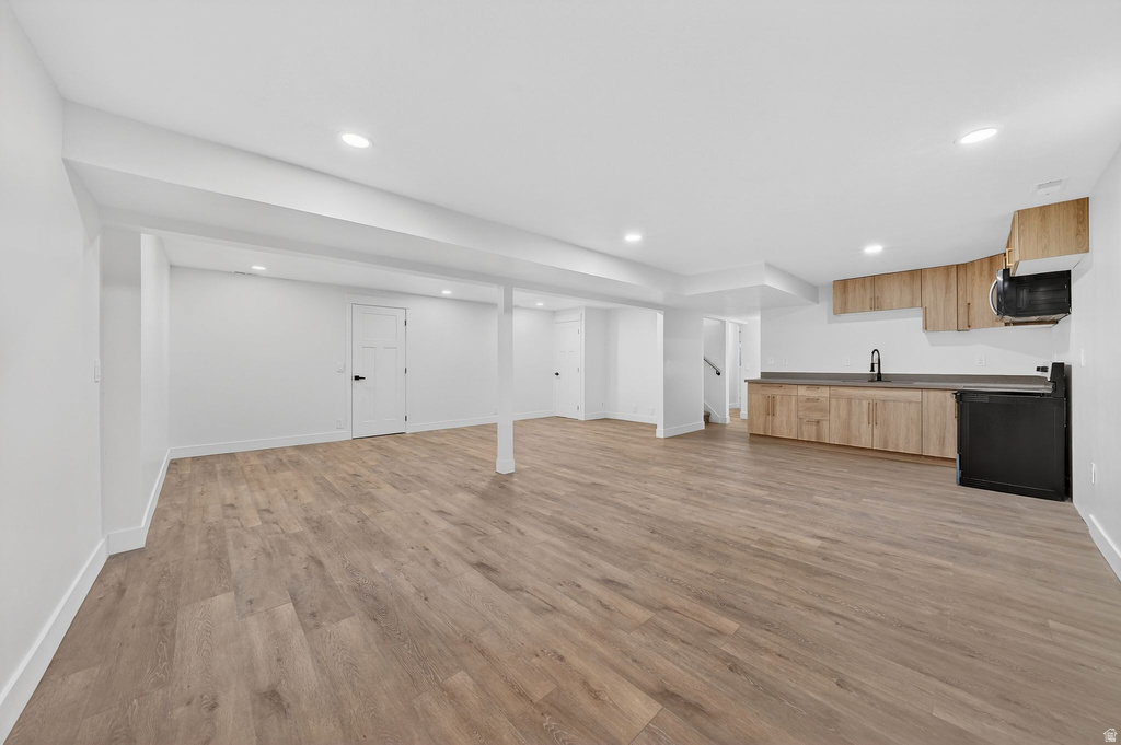 6869 S LARABROOK WAY West Jordan, UT 84084