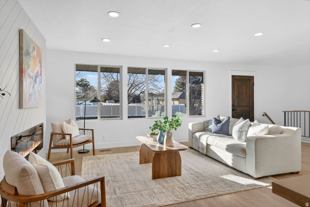 6869 S LARABROOK WAY West Jordan, UT 84084