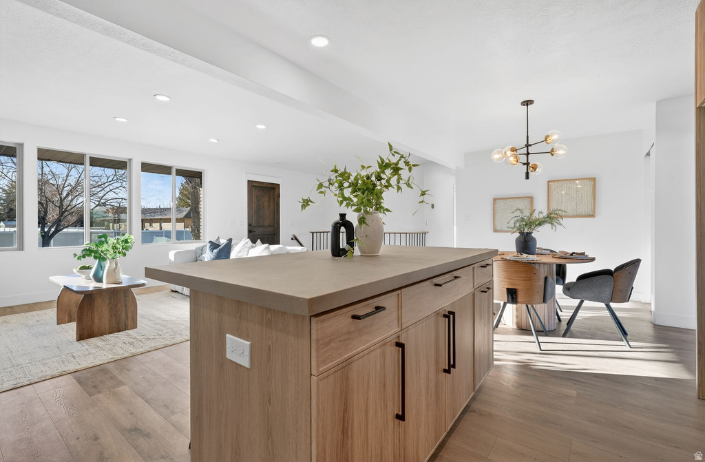 6869 S LARABROOK WAY West Jordan, UT 84084