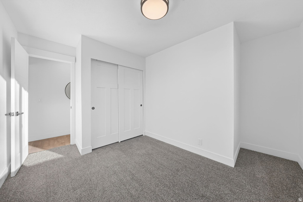 6869 S LARABROOK WAY West Jordan, UT 84084