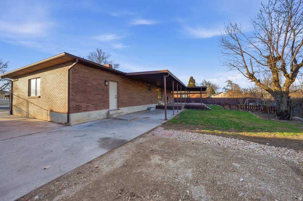 6869 S LARABROOK WAY West Jordan, UT 84084