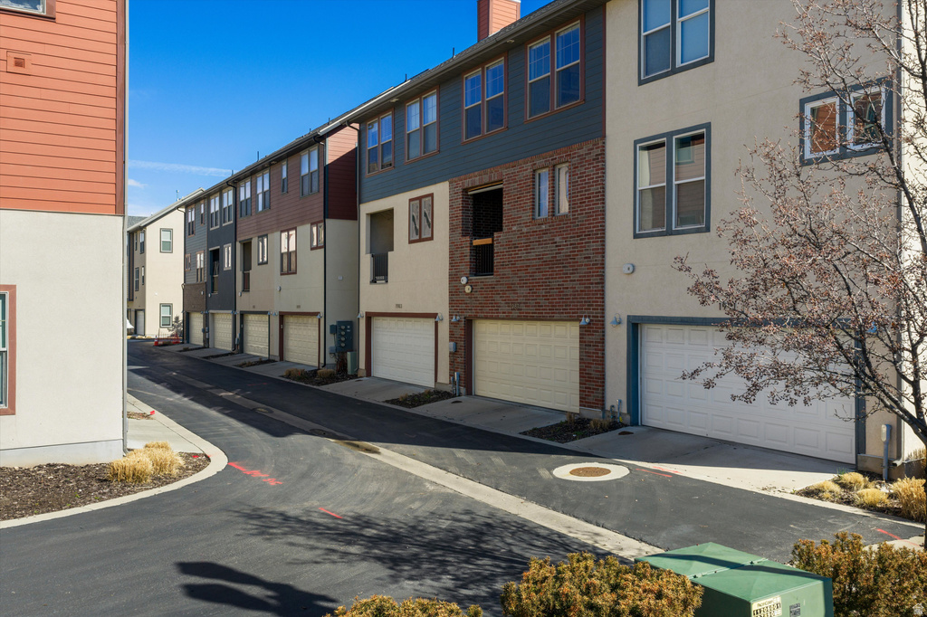 1987 BIRCH COVE ST Ogden, UT 84401