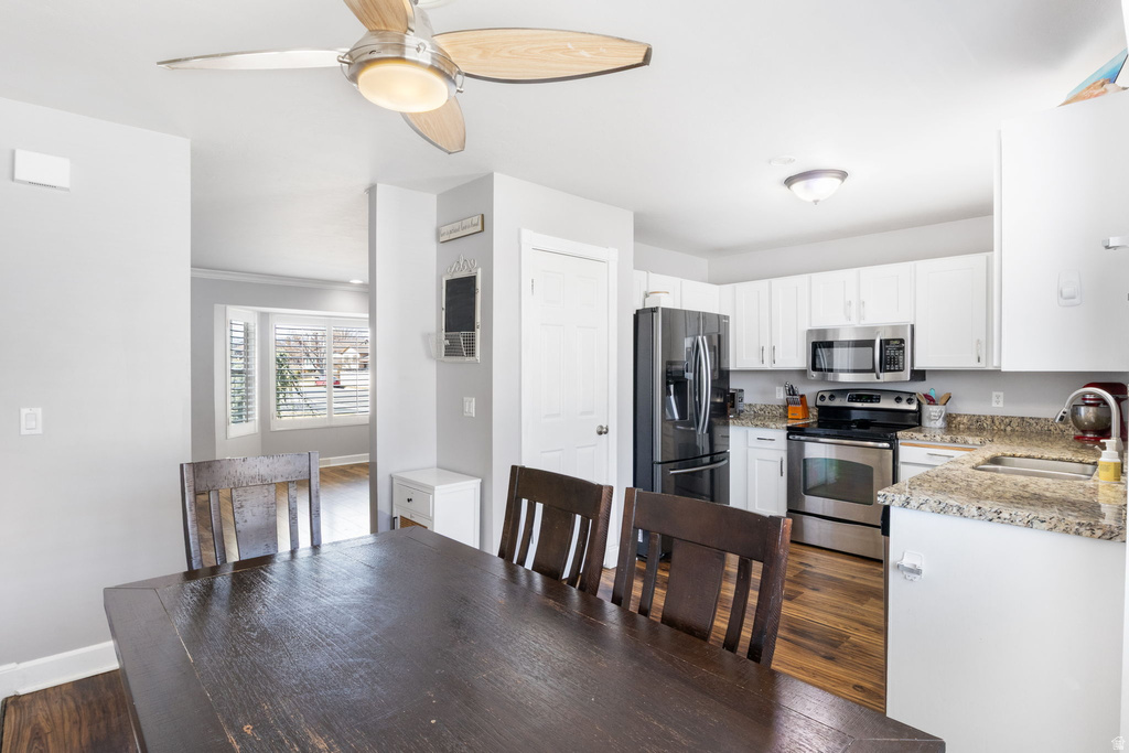 12241 S PAULSON CIR Riverton, UT 84065