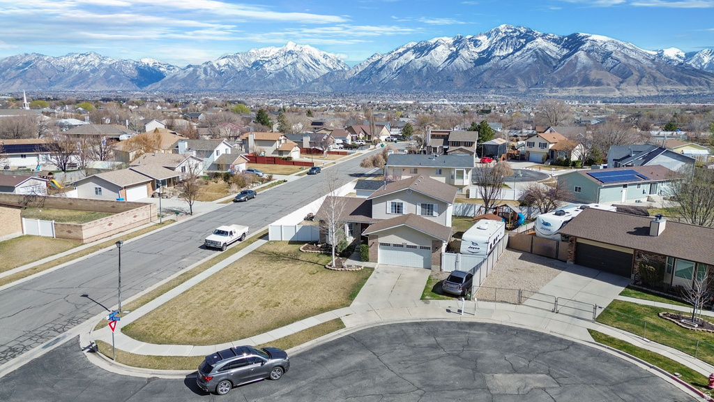 12241 S PAULSON CIR Riverton, UT 84065