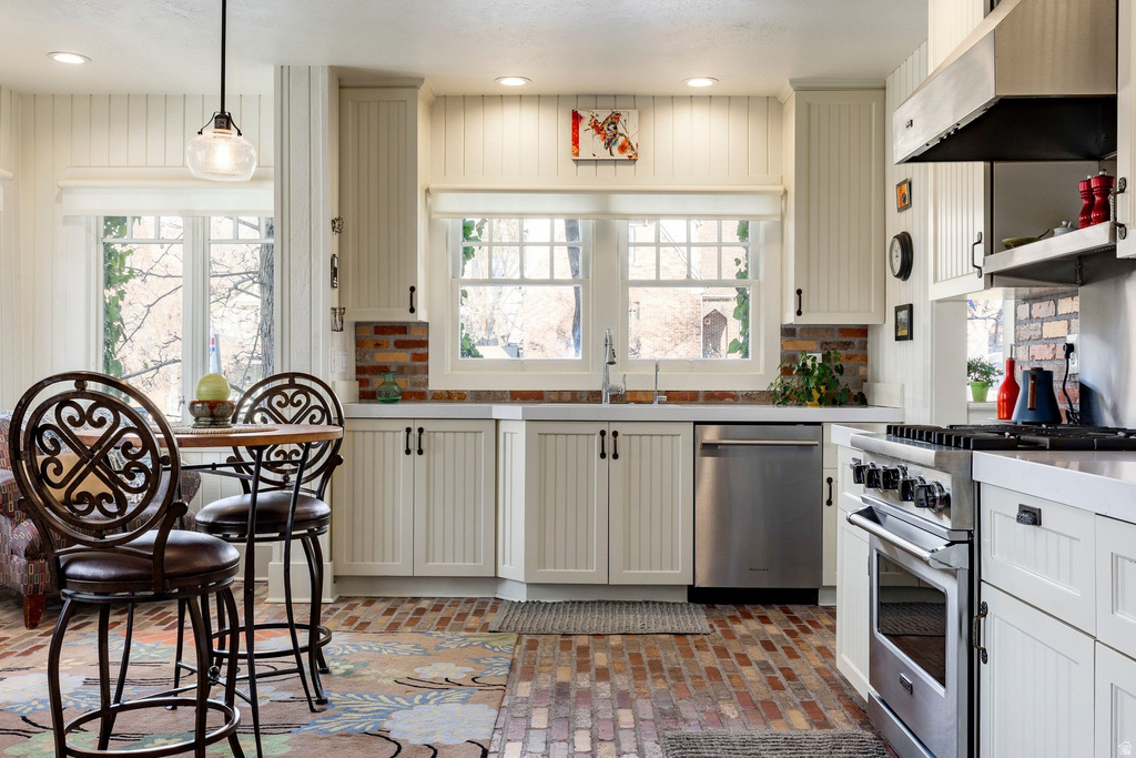 139 N VIRGINIA Salt Lake City, UT 84103