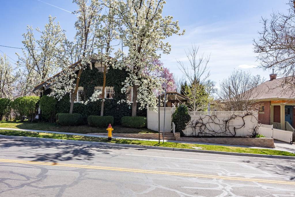 139 N VIRGINIA Salt Lake City, UT 84103