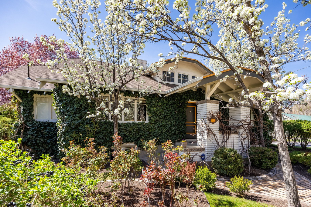 139 N VIRGINIA Salt Lake City, UT 84103
