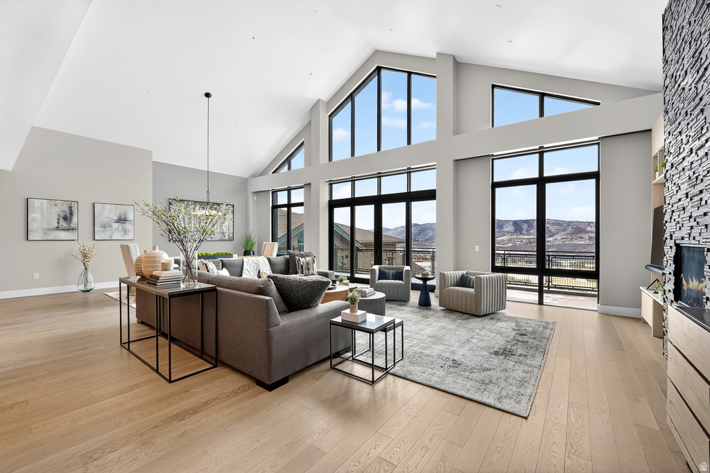 1702 W GLENCOE WAY #8038 Deer Valley, UT 84060