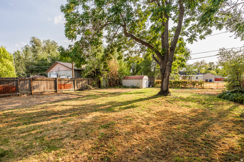 1220 S REDWOOD DR Salt Lake City, UT 84104