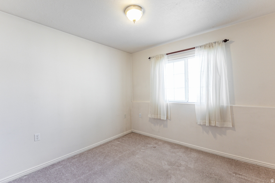 490 E 700 S #D43 Clearfield, UT 84015