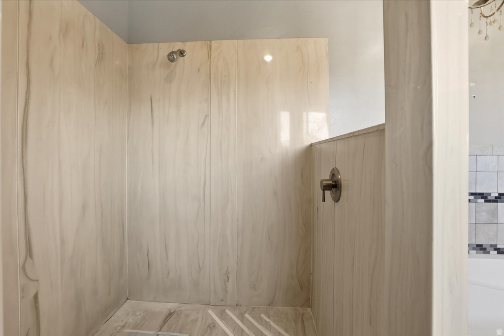 1206 E 2000 S Elba, ID 83342