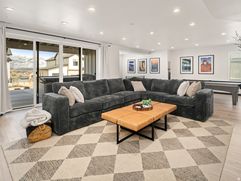 6372 E 950 S #6 Huntsville, UT 84317