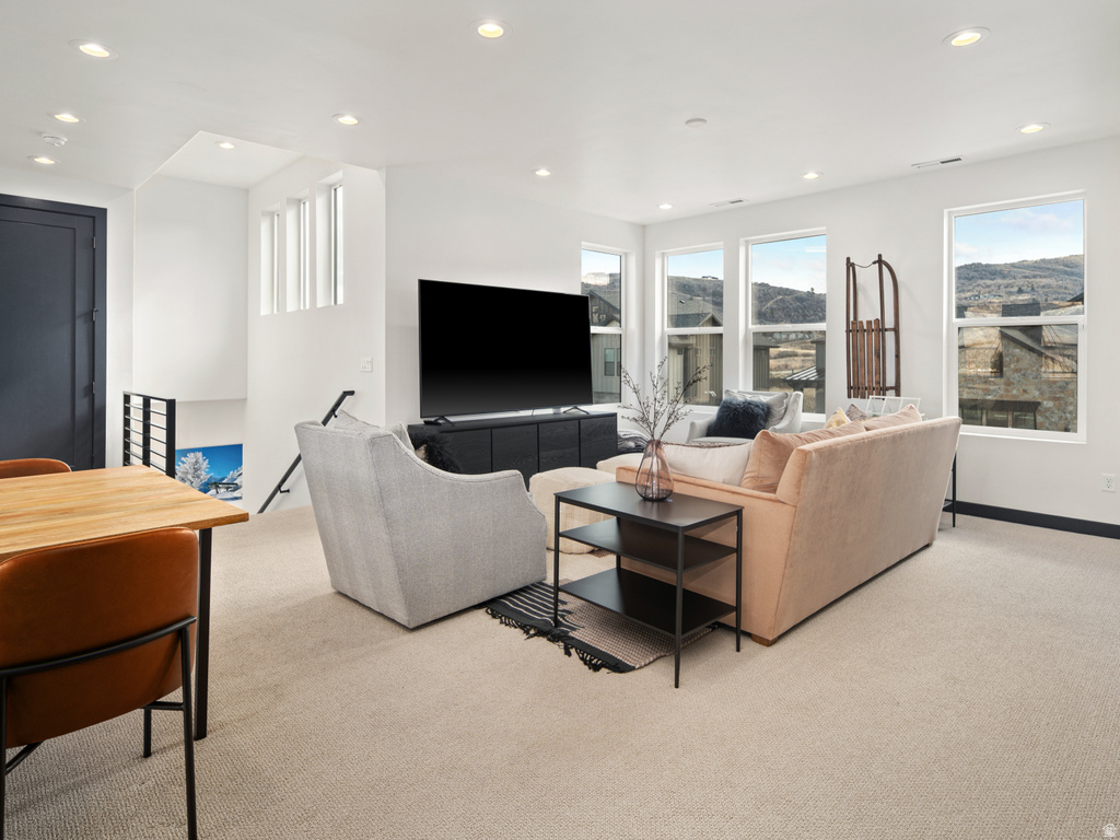 6372 E 950 S #6 Huntsville, UT 84317