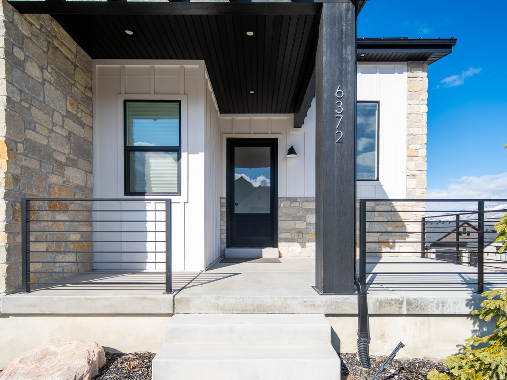 6372 E 950 S #6 Huntsville, UT 84317