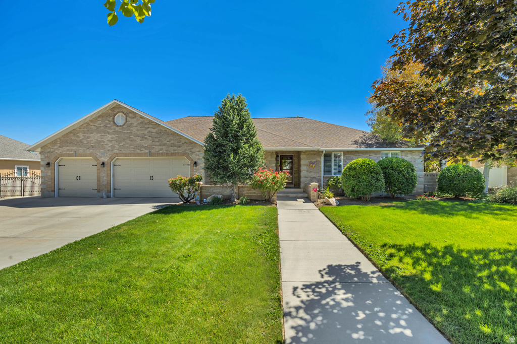 10027 S EDEN RIDGE DR South Jordan, UT 84095