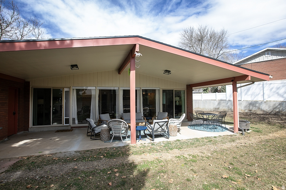 888 THORNFIELD RD Kaysville, UT 84037