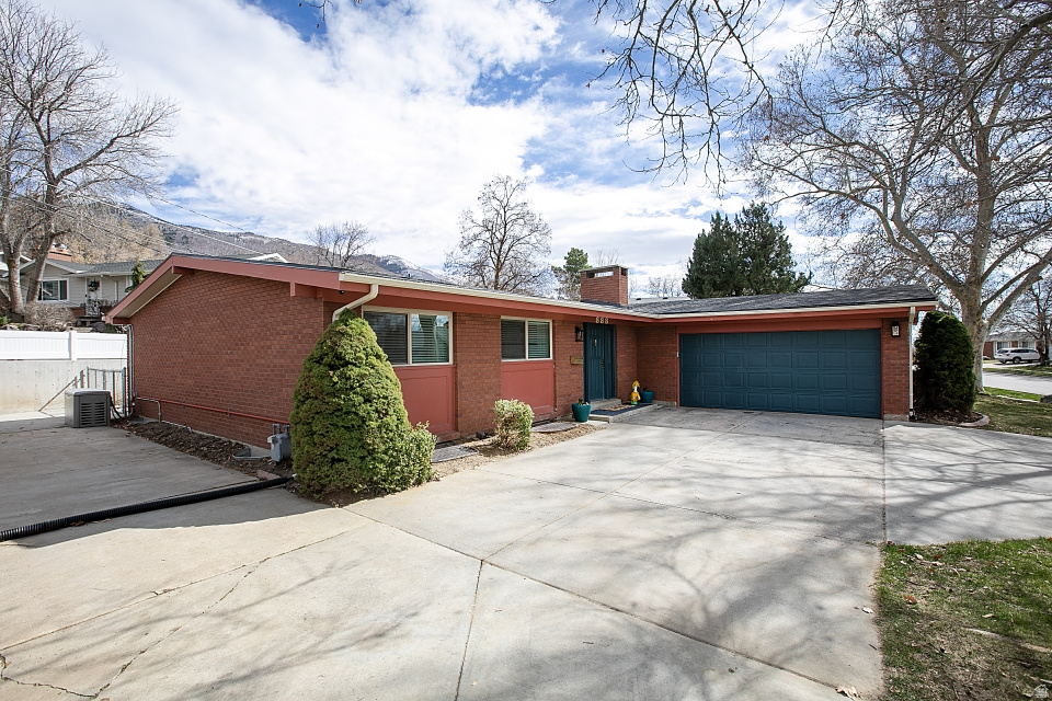 888 THORNFIELD RD Kaysville, UT 84037