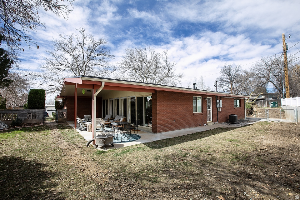 888 THORNFIELD RD Kaysville, UT 84037