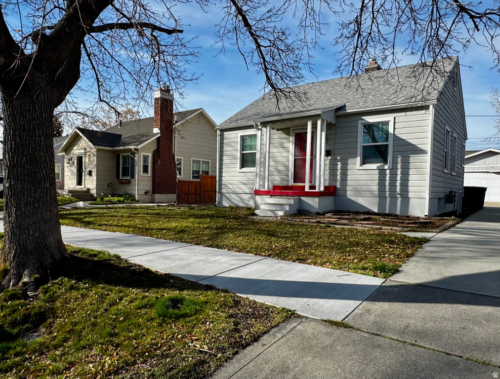 1537 E RAMONA AVE Salt Lake City, UT 84105