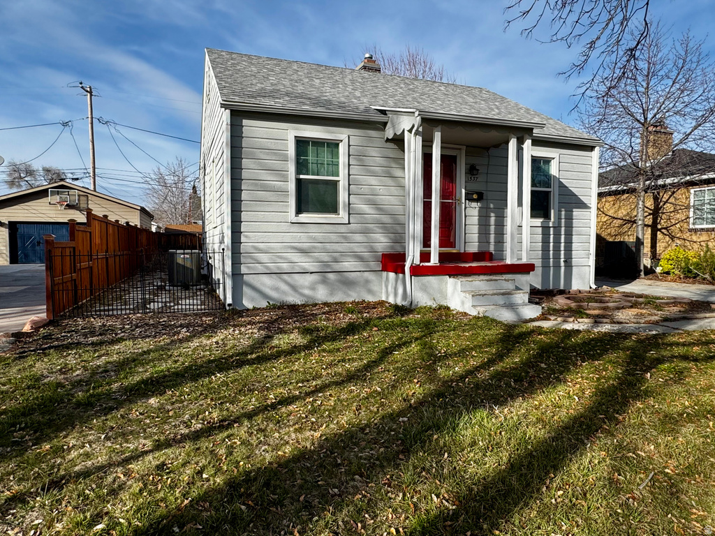 1537 E RAMONA AVE Salt Lake City, UT 84105