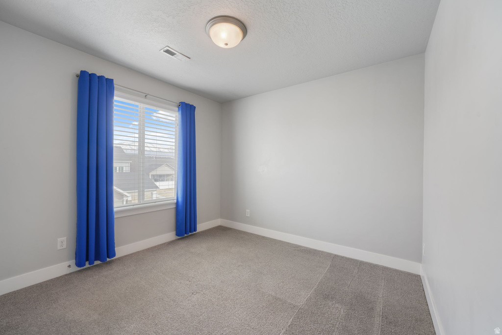 633 E 380 S Lehi, UT 84043