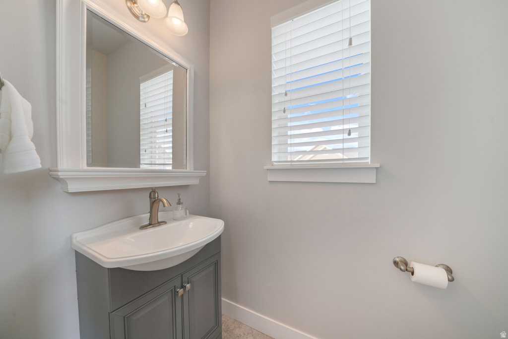 633 E 380 S Lehi, UT 84043