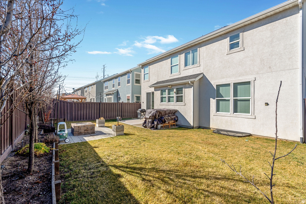 14911 S HIDDEN WAY Bluffdale, UT 84065