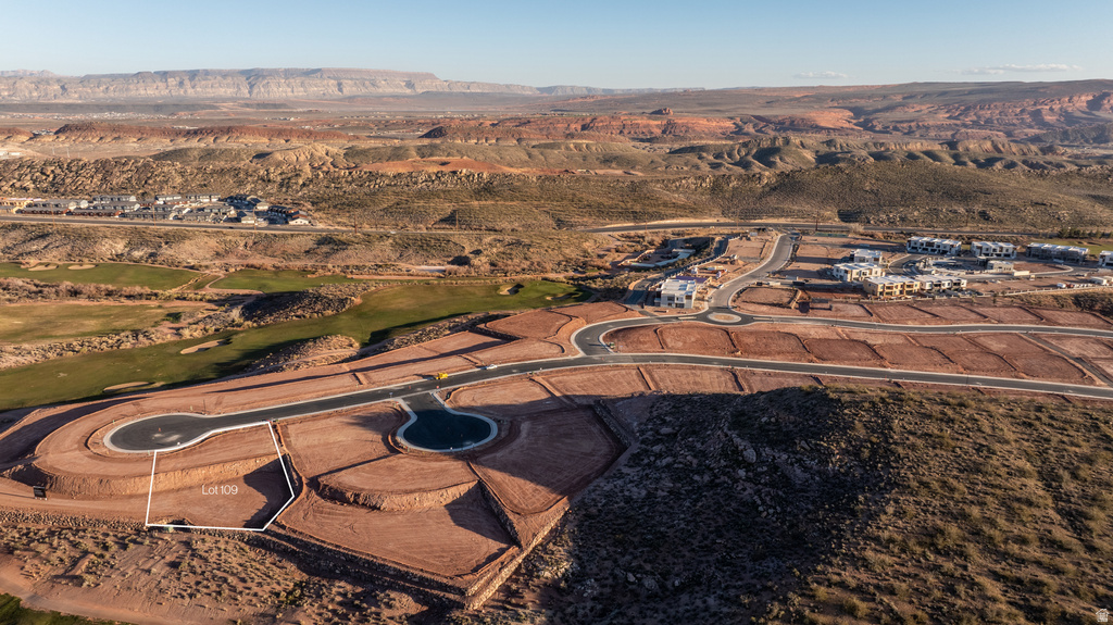 1697 N GOLDEN BEAR WAY Washington, UT 84780