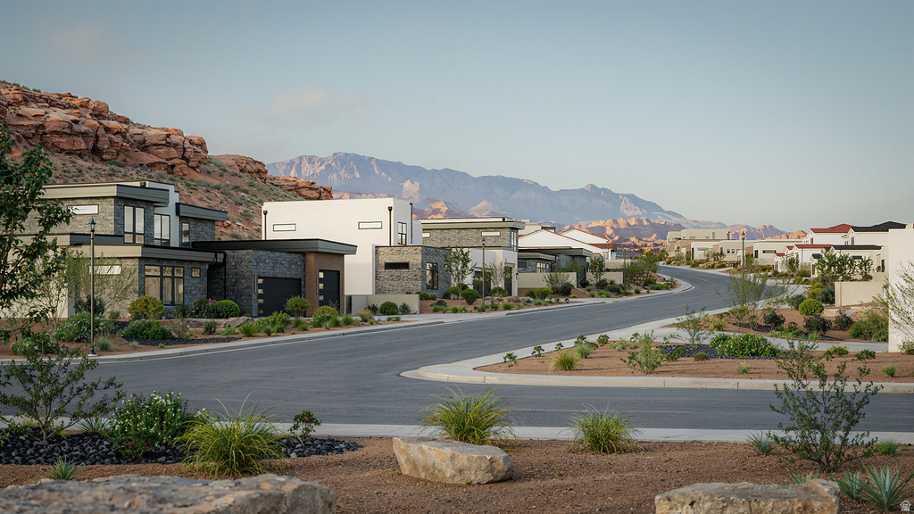 1697 N GOLDEN BEAR WAY Washington, UT 84780