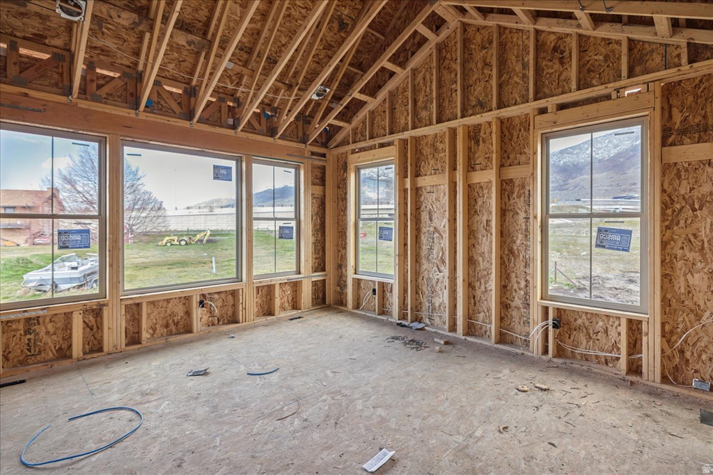 68 S HORIZON DR #207 Farmington, UT 84025